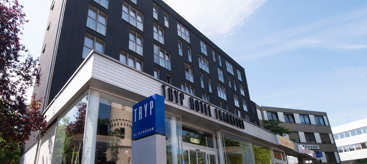 Exterior TRYP Frankfurt Main Hotels | © TRYP by Wyndham Frankfurt